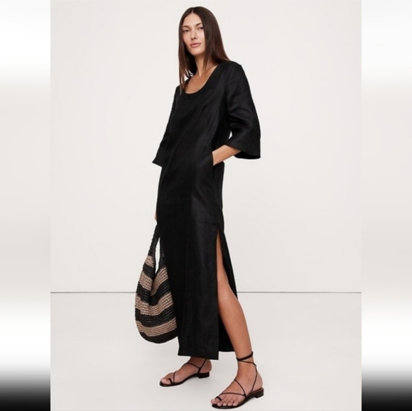 Banana Republic Dresses & Skirts - Banana Republic Linen Scoop-Neck Maxi Dress Black